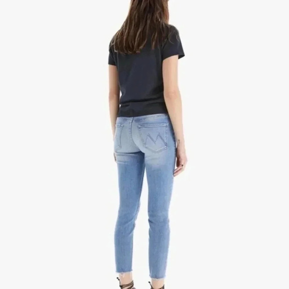 Mother High Waisted Looker Ankle Fray Size 26 B2023 - Picture 3 of 8